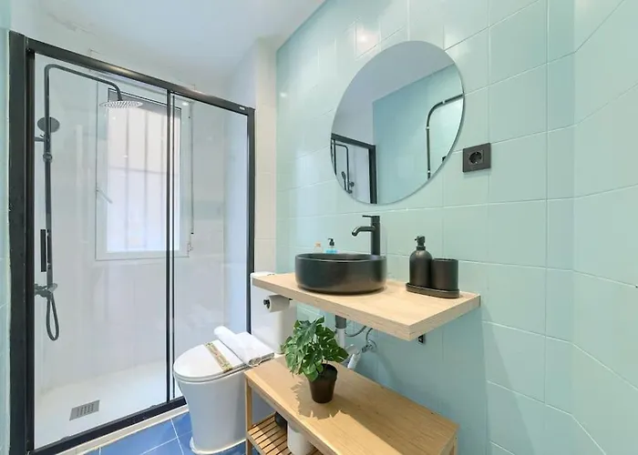 Urban Colors By Next Stop Appartement Bilbao